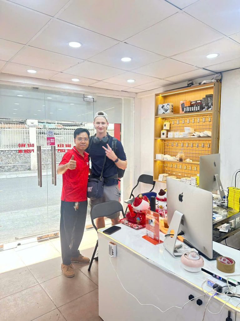 Thay Màn Hình iPhone chính hãng